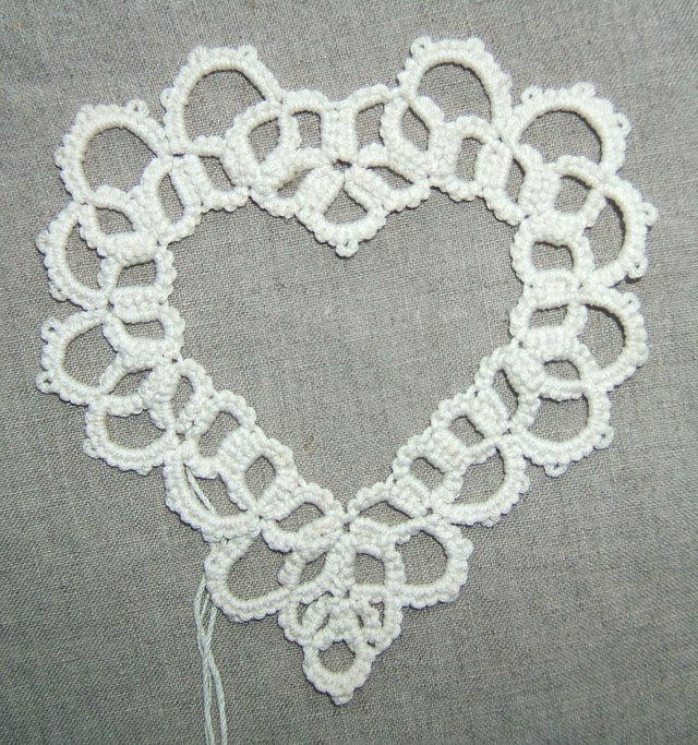 Heart Medallion in Speed-Cro-
                     Sheen