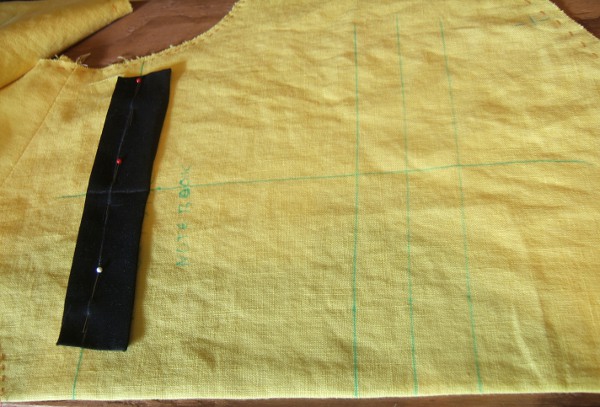 Pocket trim pinned to yoke