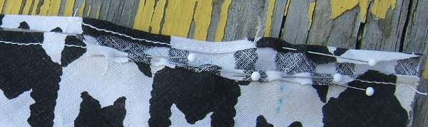 detail of gap hems