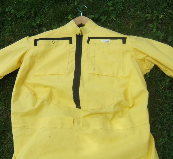 shirt with pencil pocket sewn